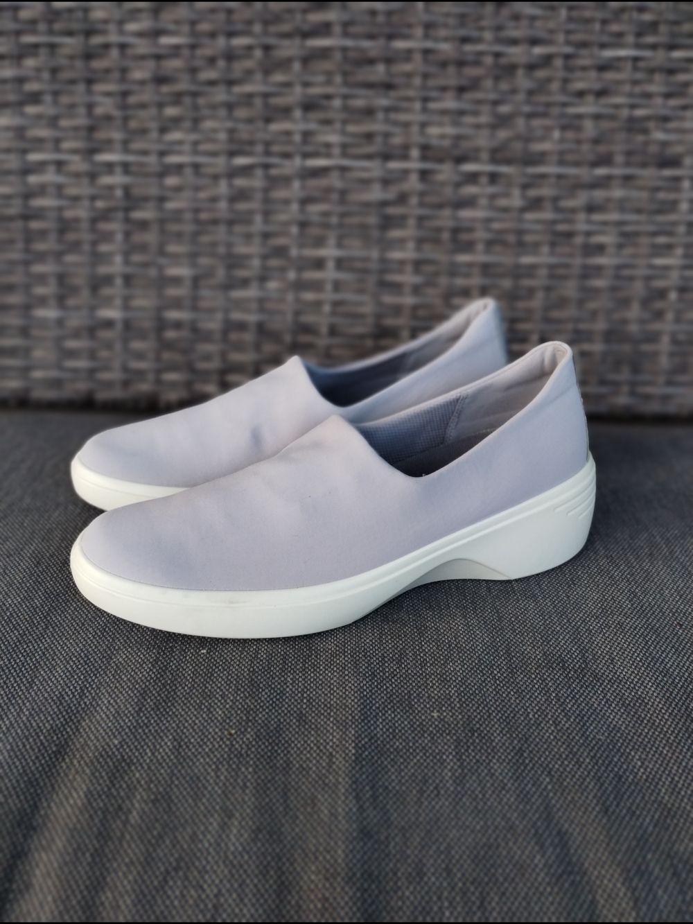Ecco Women’s Slip-On Mules in Light Gray with White Sole